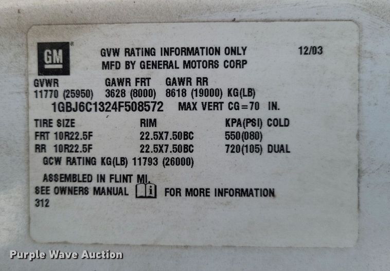 image for item LR9242 2004 Chevrolet C6500  truck cab and chassis