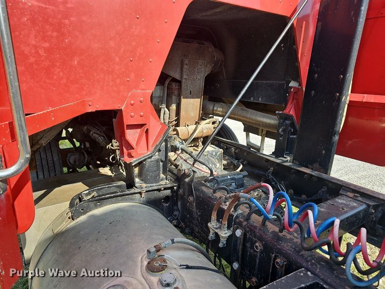 image for item LW9626 1984 Peterbilt 362  semi truck