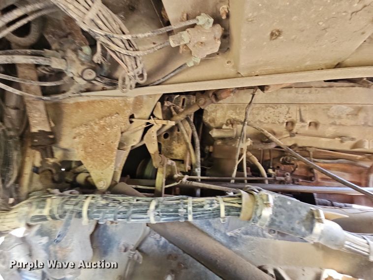 image for item LW9626 1984 Peterbilt 362  semi truck