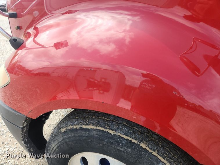 image for item LX9554 2013 International ProStar  semi truck