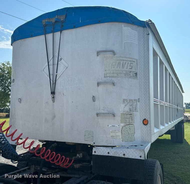 image for item MB9532 1991 Travis  end dump trailer