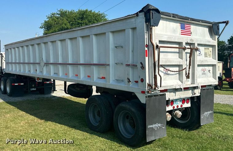 image for item MB9532 1991 Travis  end dump trailer
