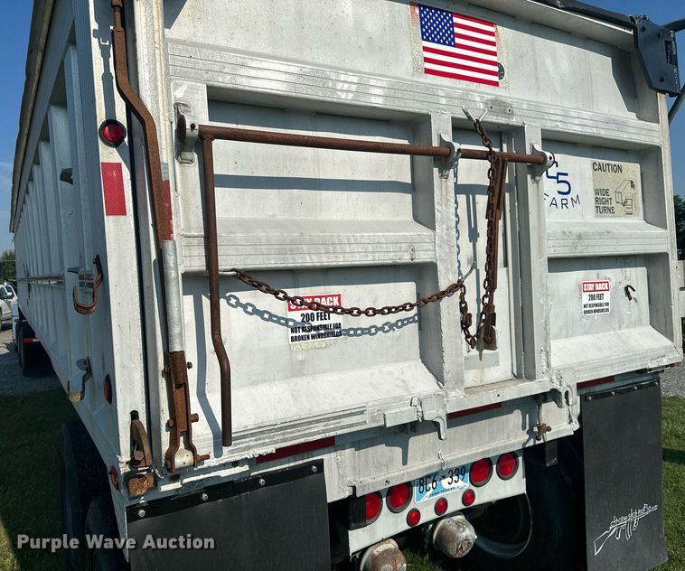 image for item MB9532 1991 Travis  end dump trailer