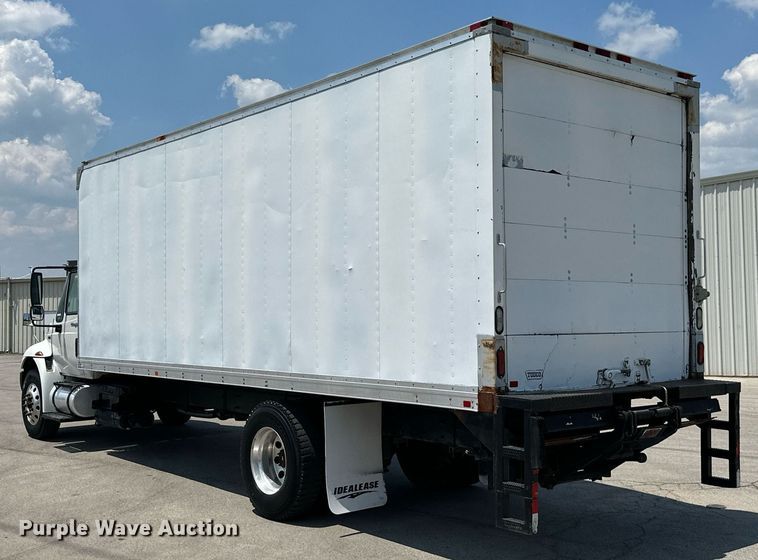 image for item MB9540 2012 International DuraStar 4300  box truck