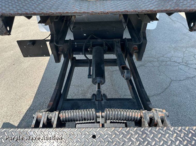 image for item MB9540 2012 International DuraStar 4300  box truck