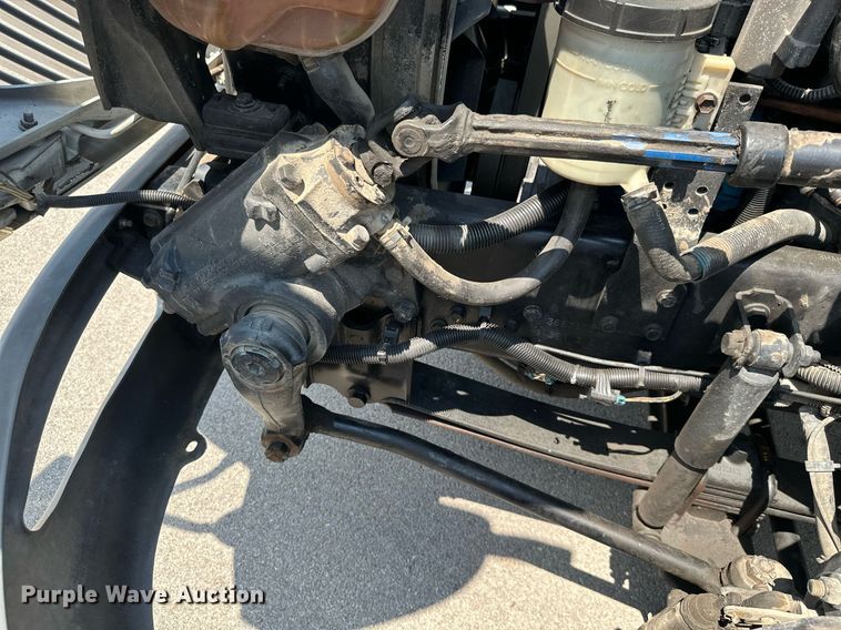 image for item MB9540 2012 International DuraStar 4300  box truck