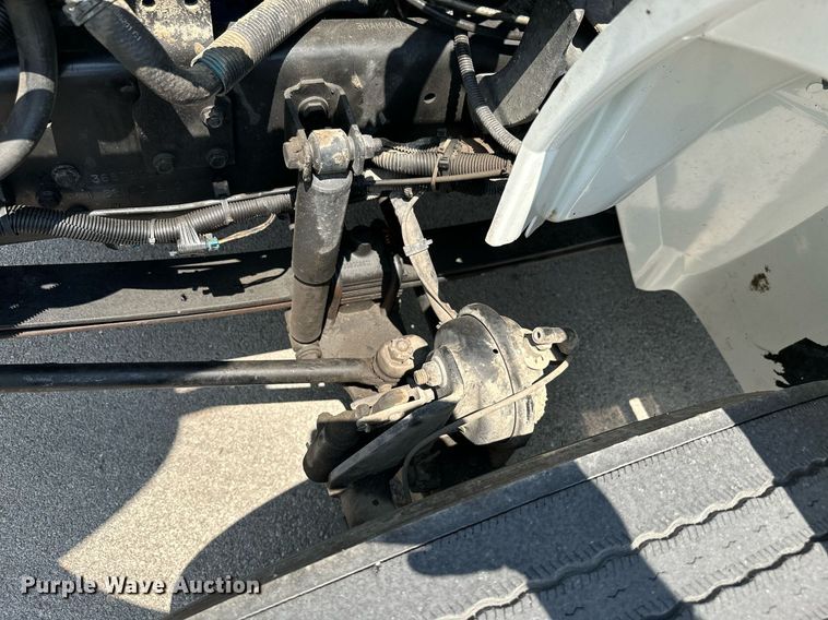 image for item MB9540 2012 International DuraStar 4300  box truck