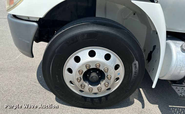 image for item MB9540 2012 International DuraStar 4300  box truck