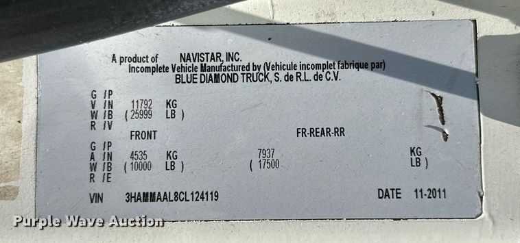 image for item MB9540 2012 International DuraStar 4300  box truck