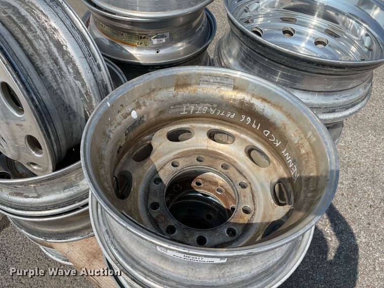image for item ME9917 (17) aluminum wheels