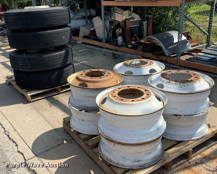 image for item ME9919 Tires and wheels