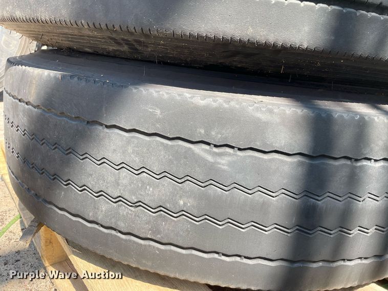 image for item ME9919 Tires and wheels