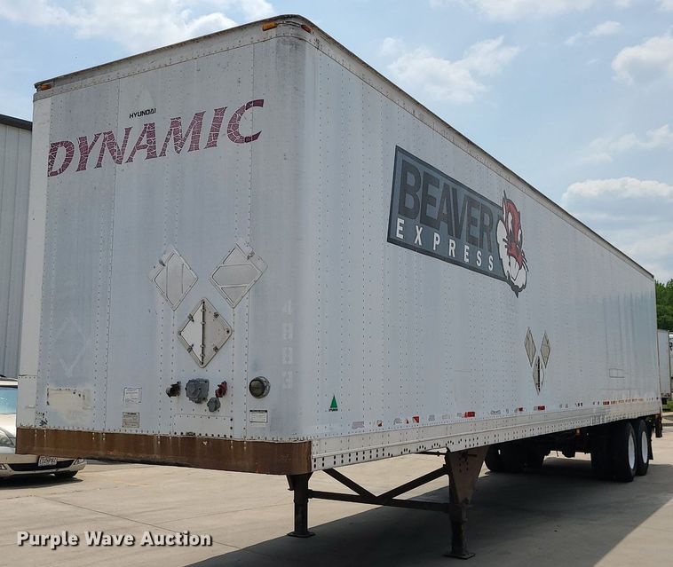 image for item MO9828 2000 Hyundai VT2480142JSR  dry van trailer