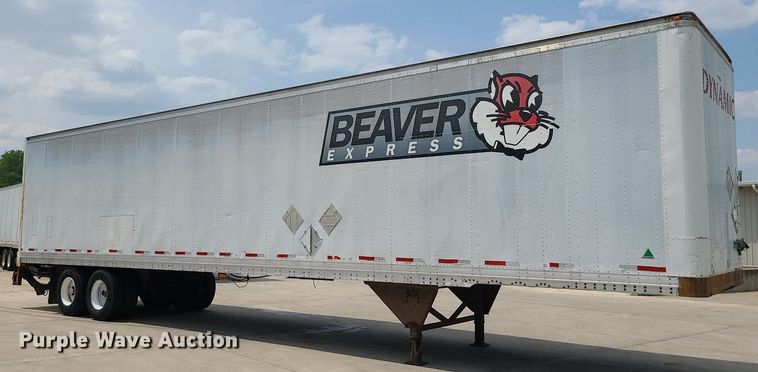 image for item MO9828 2000 Hyundai VT2480142JSR  dry van trailer