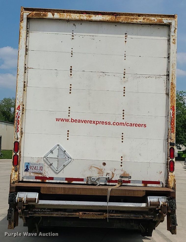 image for item MO9828 2000 Hyundai VT2480142JSR  dry van trailer