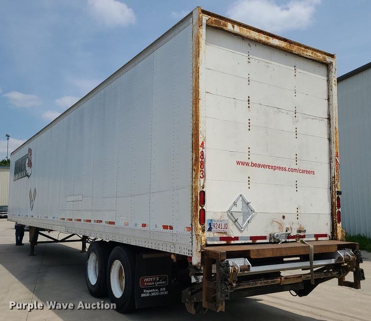 image for item MO9828 2000 Hyundai VT2480142JSR  dry van trailer