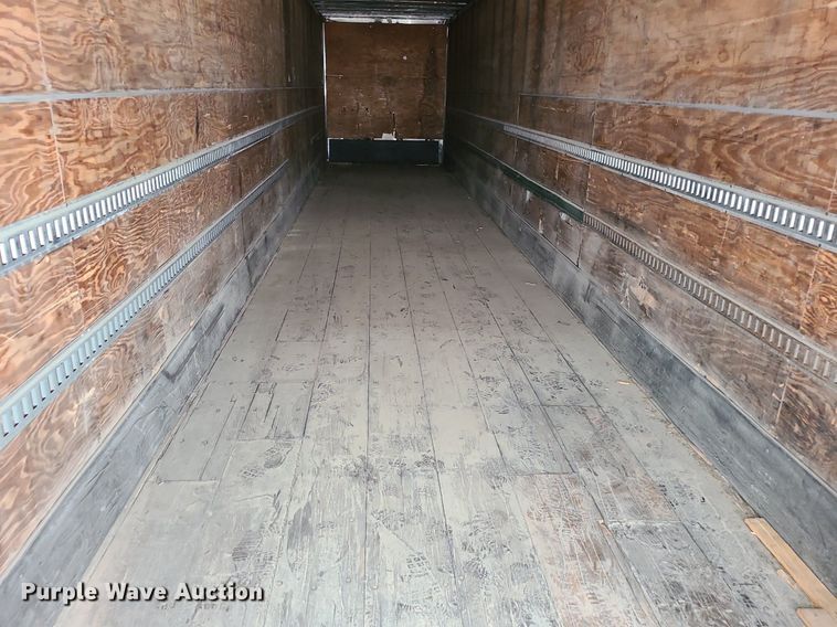 image for item MO9828 2000 Hyundai VT2480142JSR  dry van trailer