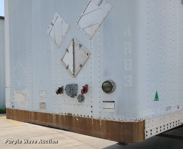 image for item MO9828 2000 Hyundai VT2480142JSR  dry van trailer