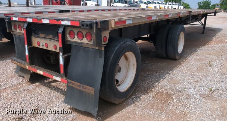image for item MY9329 1998 Fontaine LFTW-6-8048WSAK  flatbed trailer