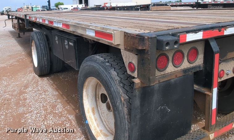 image for item MY9329 1998 Fontaine LFTW-6-8048WSAK  flatbed trailer
