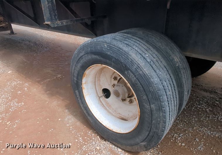 image for item MY9329 1998 Fontaine LFTW-6-8048WSAK  flatbed trailer