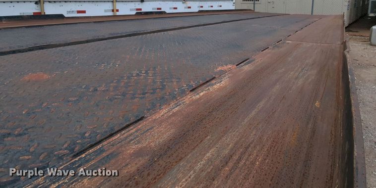 image for item MY9336 1997 Landoll 330  tilt deck equipment trailer