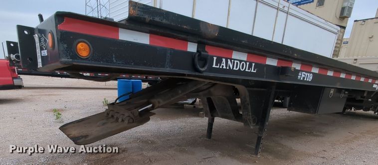 image for item MY9336 1997 Landoll 330  tilt deck equipment trailer