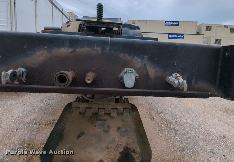 image for item MY9336 1997 Landoll 330  tilt deck equipment trailer