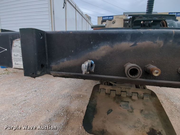 image for item MY9336 1997 Landoll 330  tilt deck equipment trailer