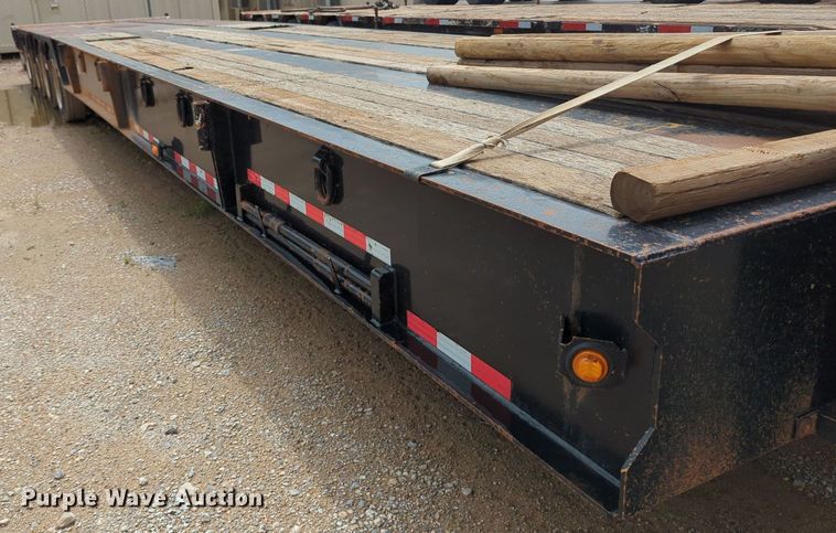 image for item MY9337 2013 Load King 6046  oilfield trailer