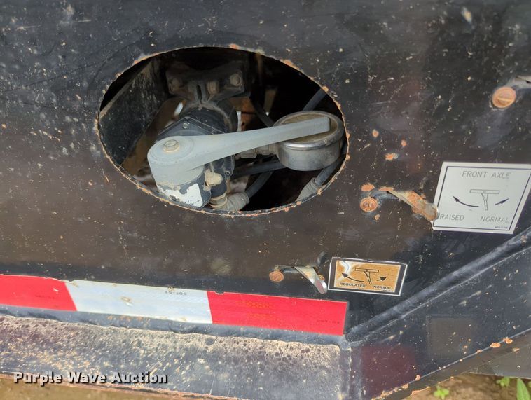 image for item MY9337 2013 Load King 6046  oilfield trailer