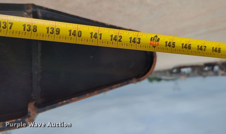 image for item MY9337 2013 Load King 6046  oilfield trailer