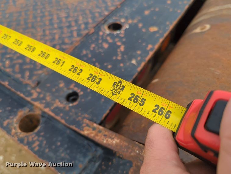 image for item MY9337 2013 Load King 6046  oilfield trailer