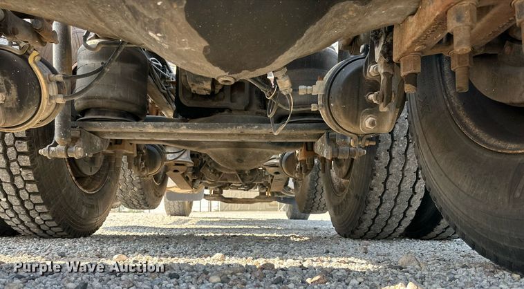 image for item NI9791 1997 Mack CH613  semi truck