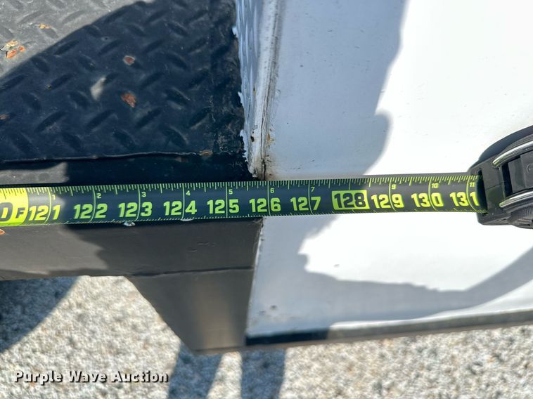 image for item NI9793 2005 Kenworth T300  fuel / lube truck