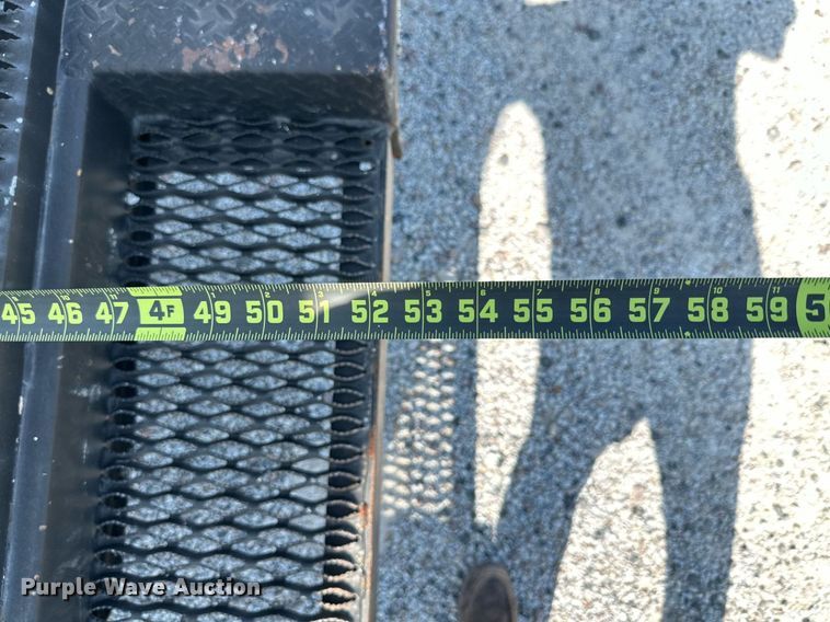 image for item NI9793 2005 Kenworth T300  fuel / lube truck