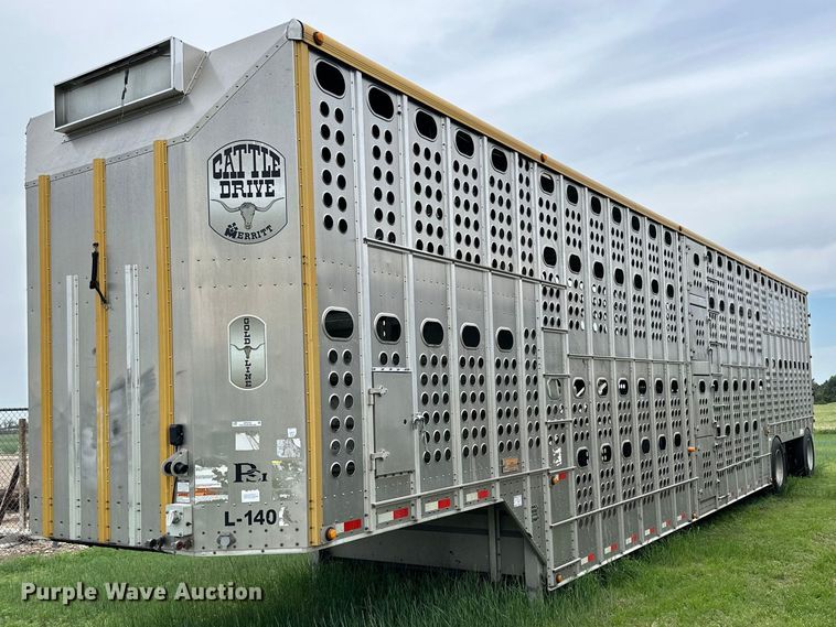image for item NP9726 2016 Merritt Gold Line  livestock trailer
