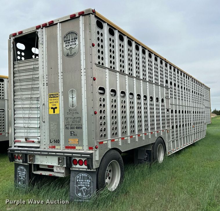 image for item NP9726 2016 Merritt Gold Line  livestock trailer