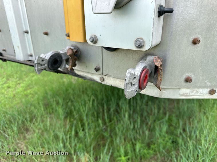 image for item NP9726 2016 Merritt Gold Line  livestock trailer