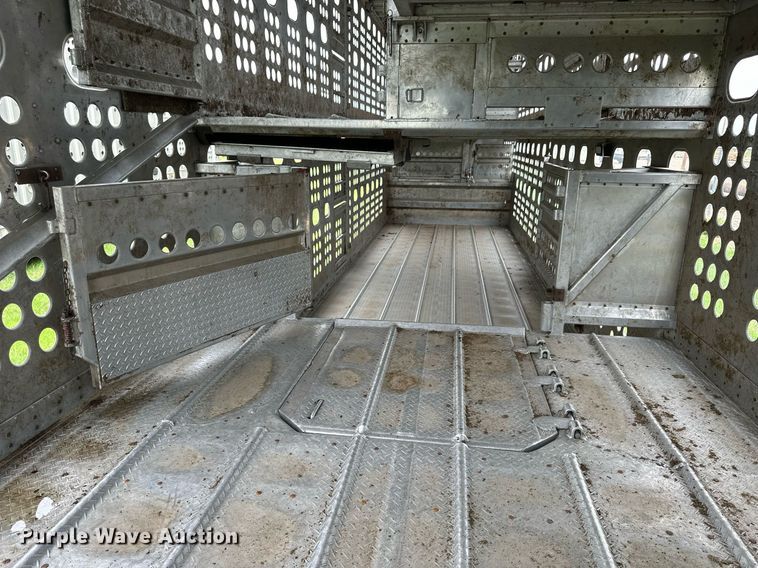 image for item NP9726 2016 Merritt Gold Line  livestock trailer