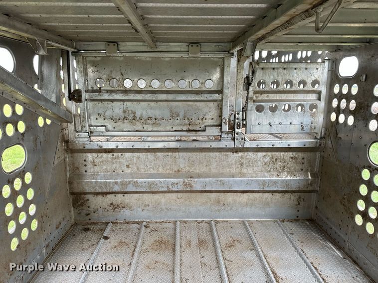 image for item NP9726 2016 Merritt Gold Line  livestock trailer