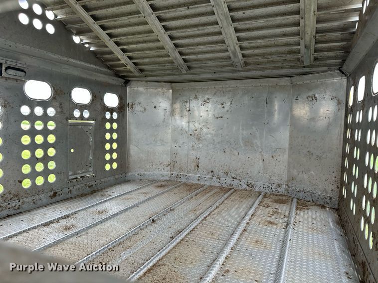 image for item NP9726 2016 Merritt Gold Line  livestock trailer