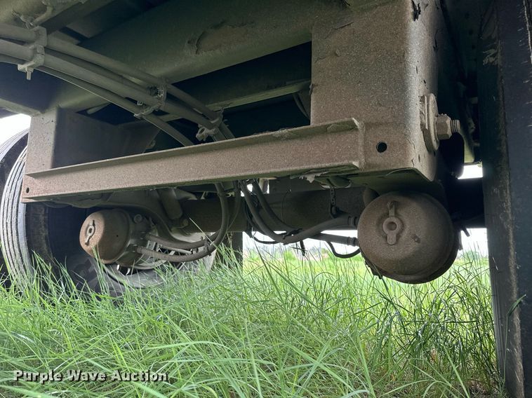 image for item NP9726 2016 Merritt Gold Line  livestock trailer