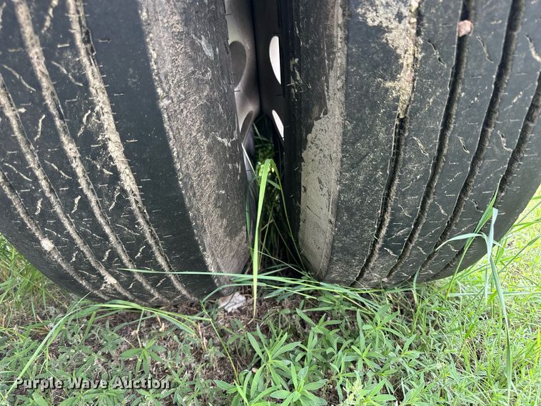 image for item NP9726 2016 Merritt Gold Line  livestock trailer