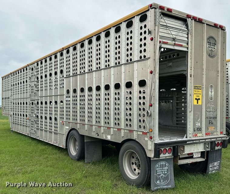 image for item NP9727 2016 Merritt Gold Line  livestock trailer