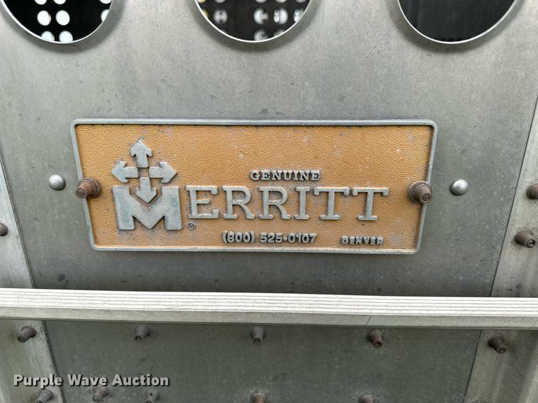 image for item NP9727 2016 Merritt Gold Line  livestock trailer