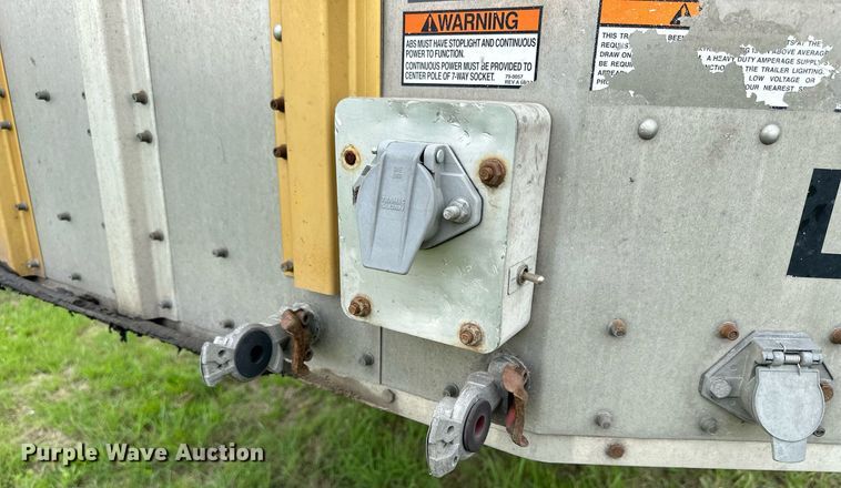 image for item NP9727 2016 Merritt Gold Line  livestock trailer