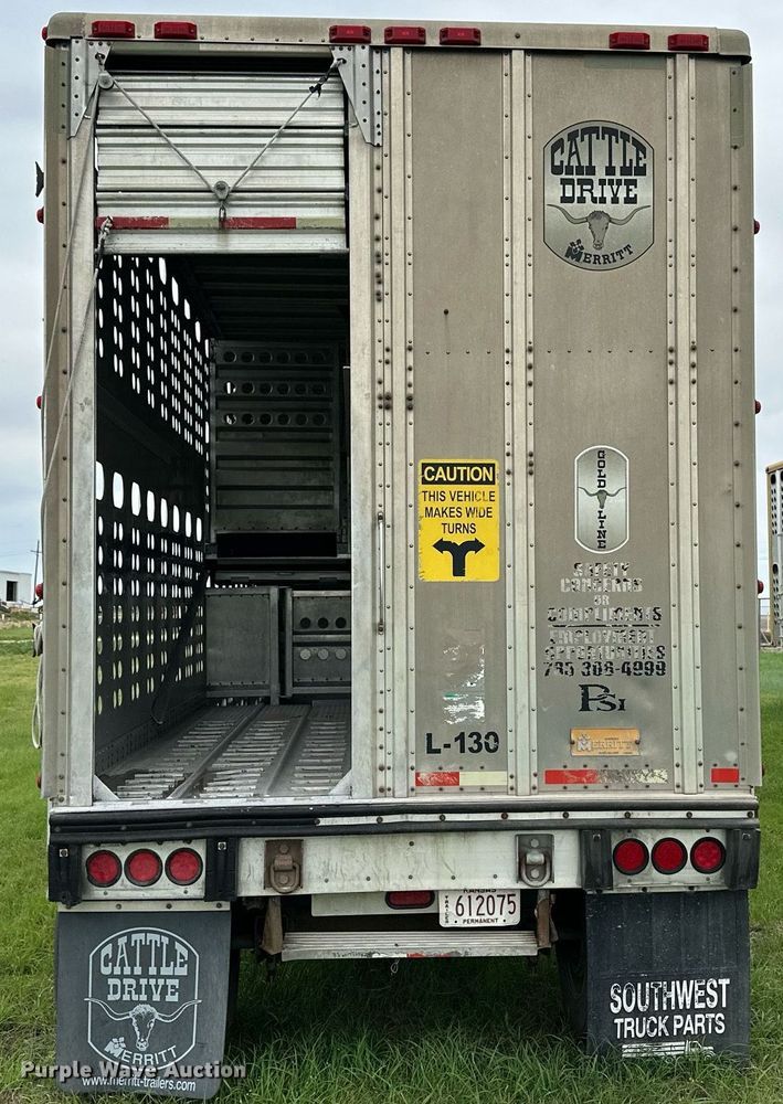 image for item NP9727 2016 Merritt Gold Line  livestock trailer