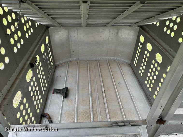 image for item NP9727 2016 Merritt Gold Line  livestock trailer