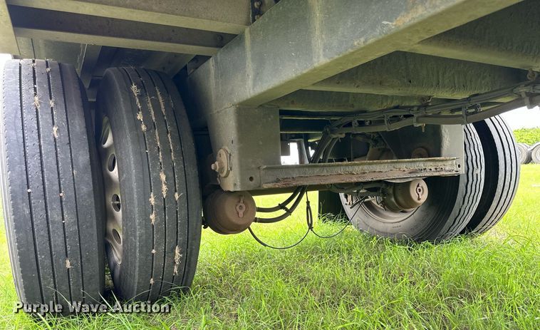 image for item NP9727 2016 Merritt Gold Line  livestock trailer